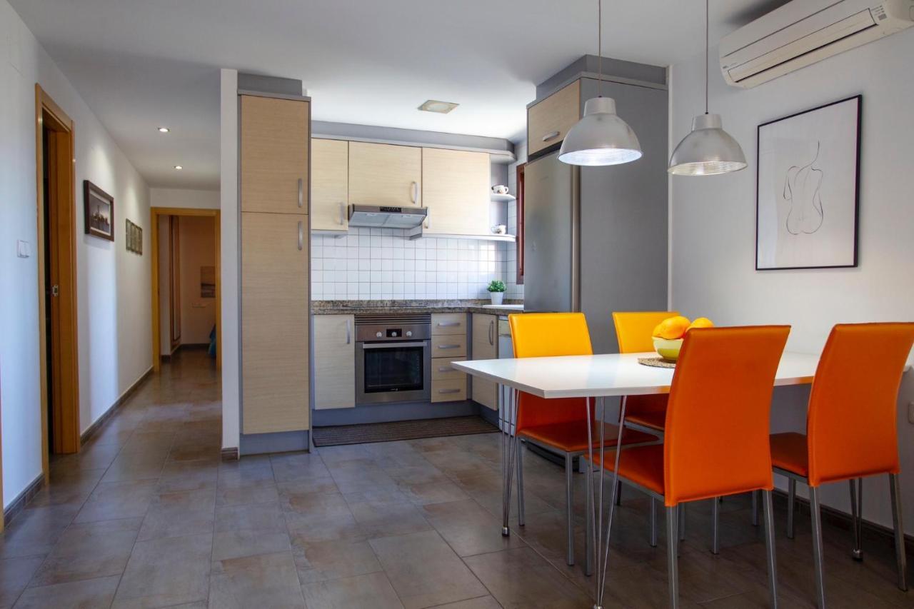 Apartamento A 50 Metros De La Playa, Luminoso Y Acogedor Oliva Kültér fotó