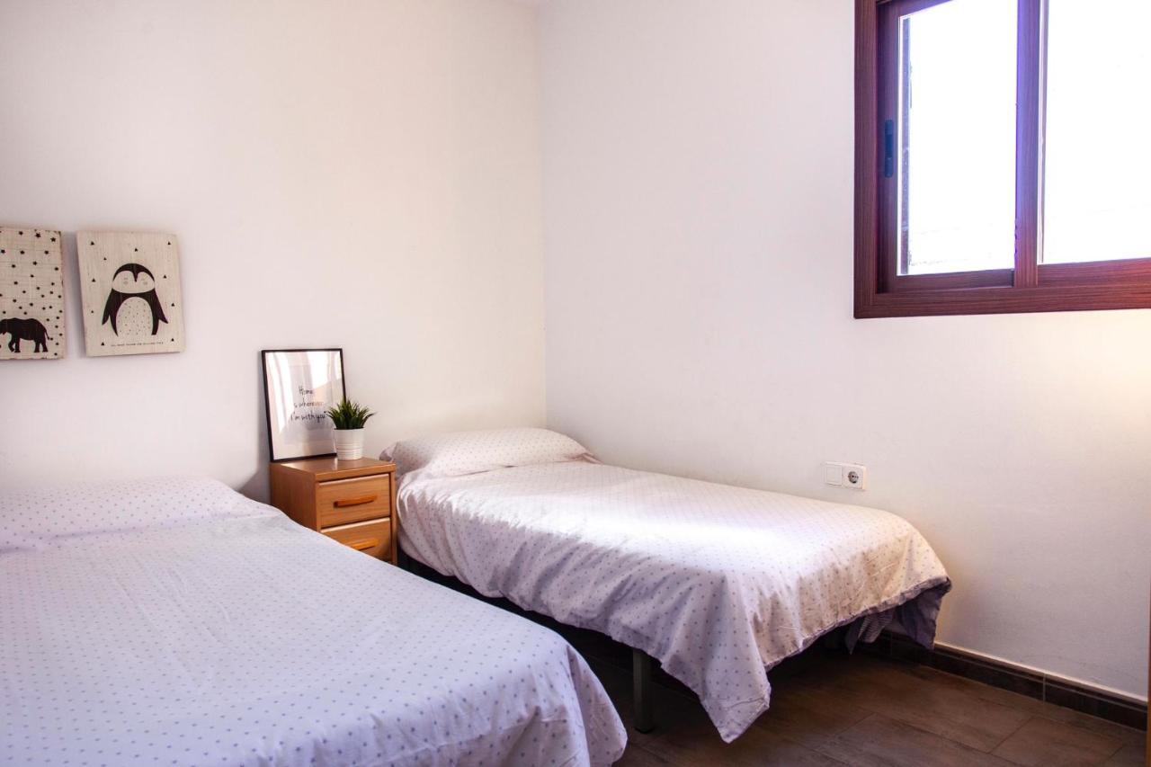 Apartamento A 50 Metros De La Playa, Luminoso Y Acogedor Oliva Kültér fotó