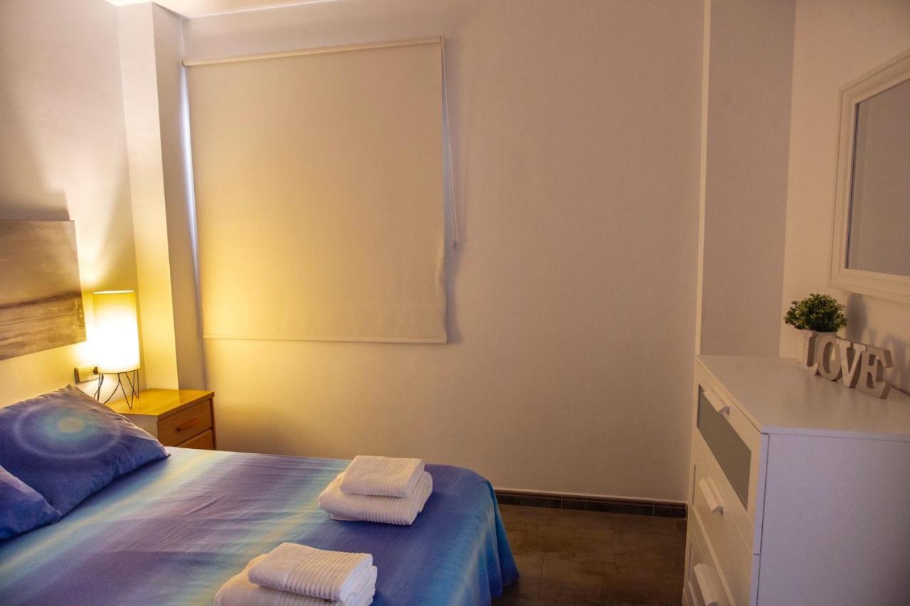 Apartamento A 50 Metros De La Playa, Luminoso Y Acogedor Oliva Kültér fotó